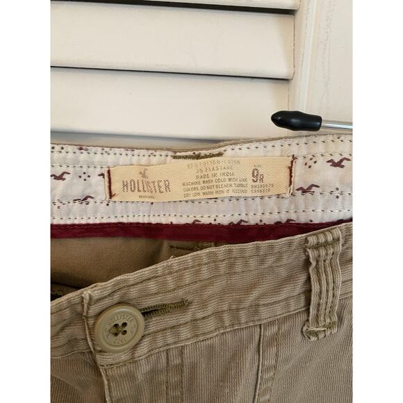 VTG Hollister Y2K Khaki Low Rise Semi Flared Cargo Pants 9R 32x31 Flap Pockets - Picture 13 of 13